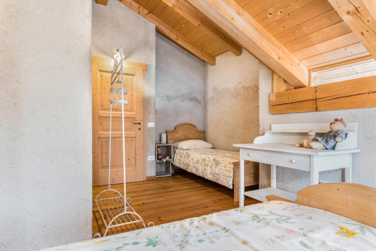 Baita Al Rossat Sant'Orsola Esterno foto