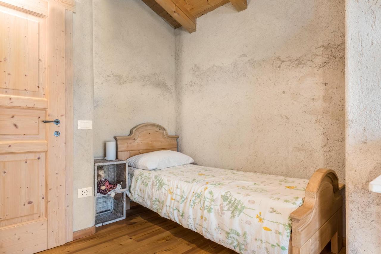 Baita Al Rossat Sant'Orsola Esterno foto